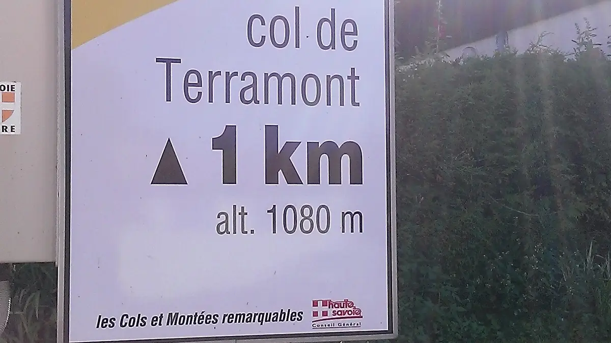 Tour du môle long balisage Col de Tarramont