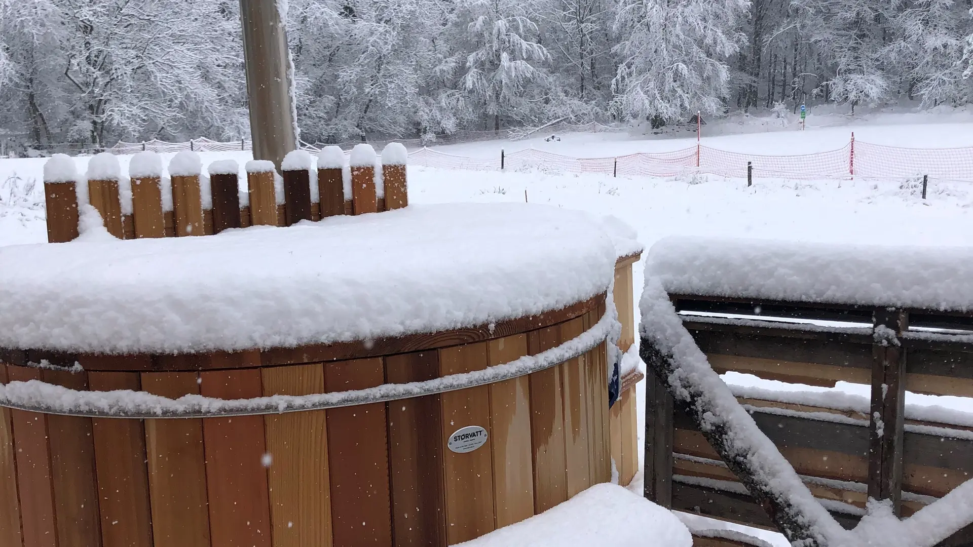 Bain_et_Sauna_sous_la_neige