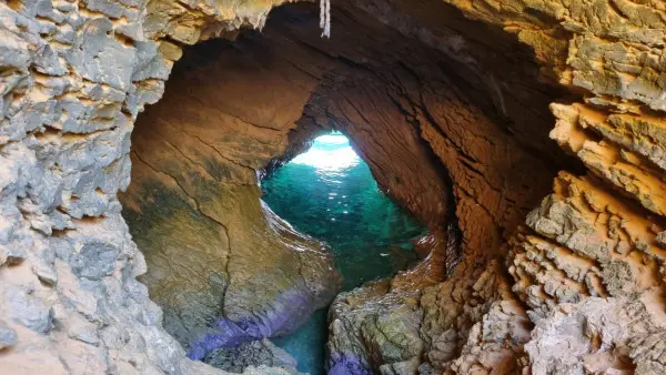 Calanques du parc marin de la côte bleue 3H offre hiver