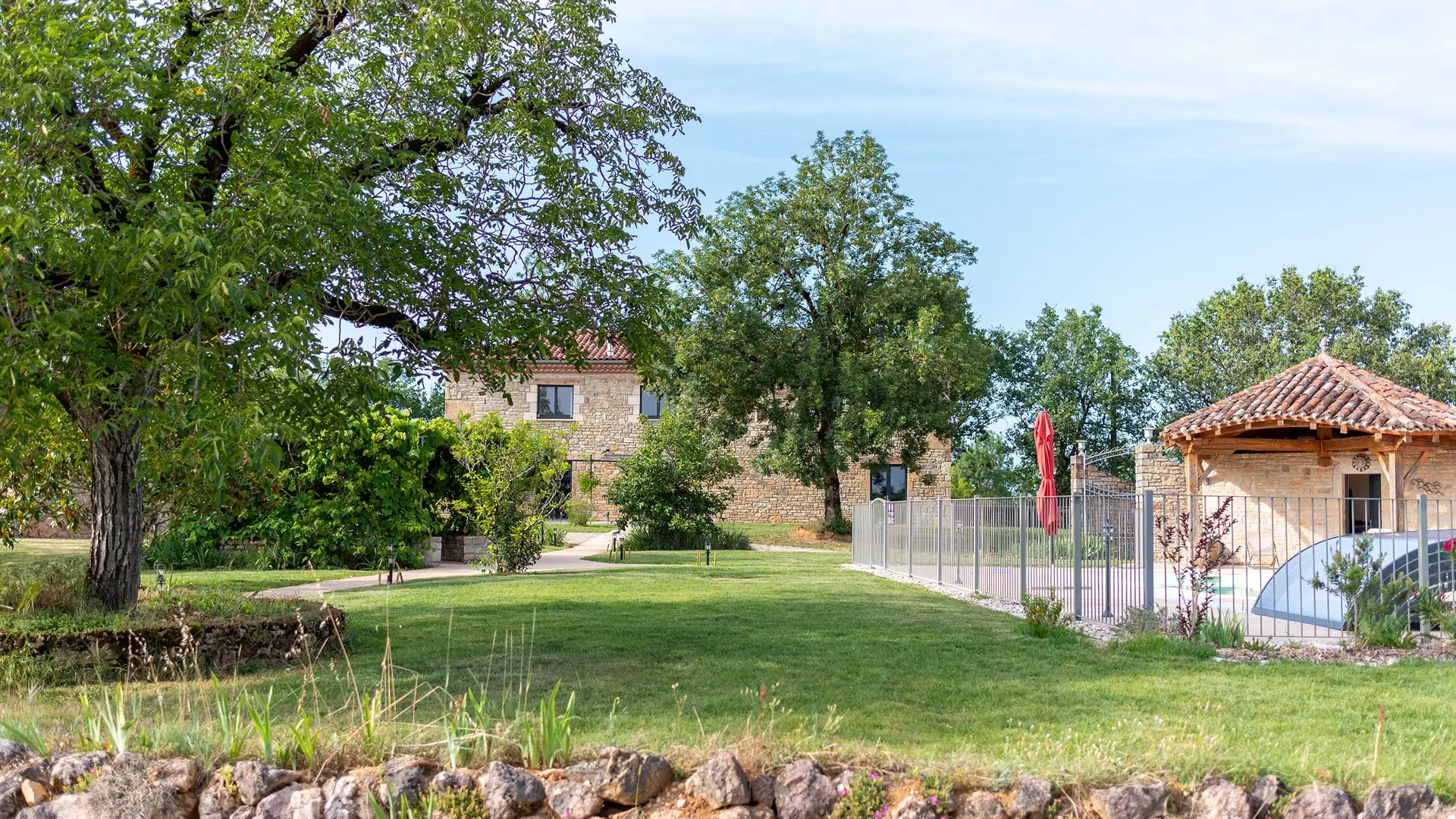 Comment se lasser de Lou Papagai?