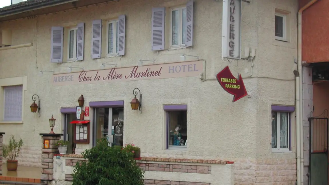 Façade de l'Auberge Chez la Mère Martinet
