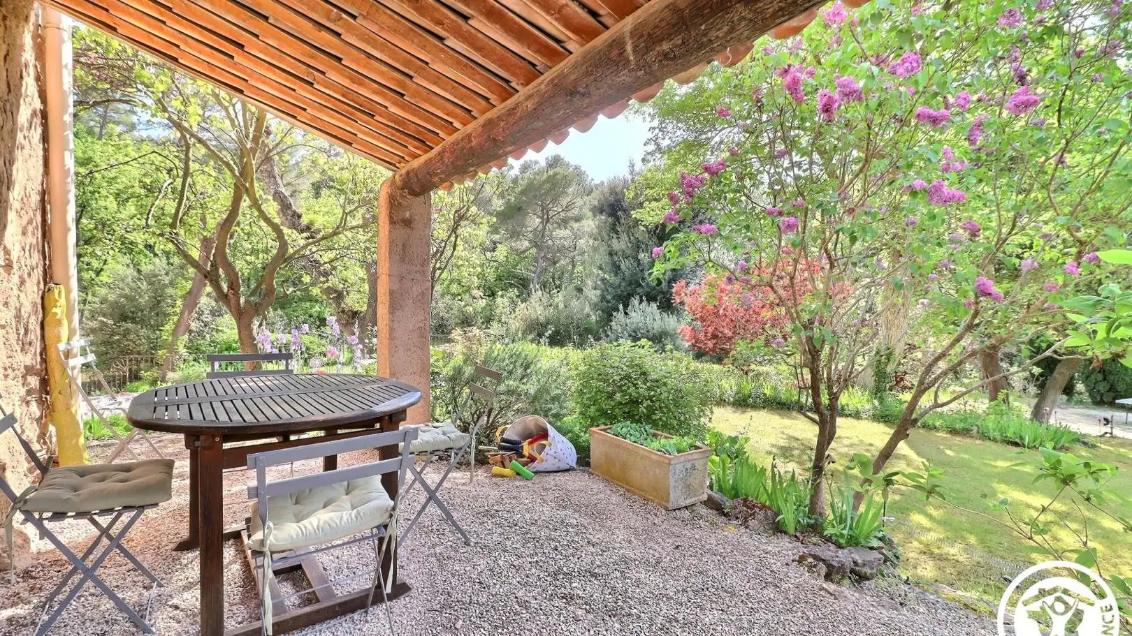 La terrasse privative du gîte