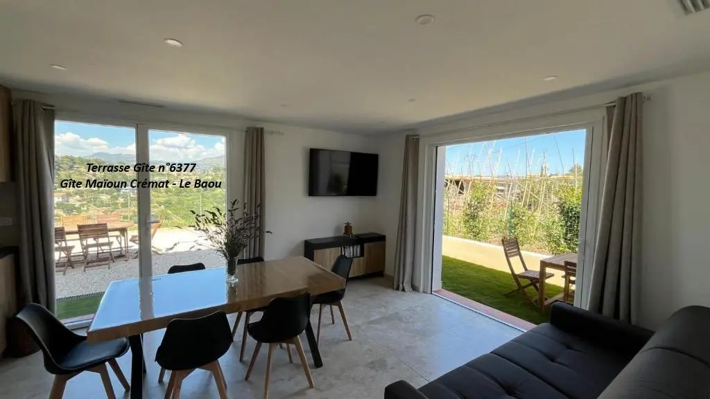 Gîte Le Mercantour-Séjour-Espace repas-Gîtes de France Alpes-Maritimes