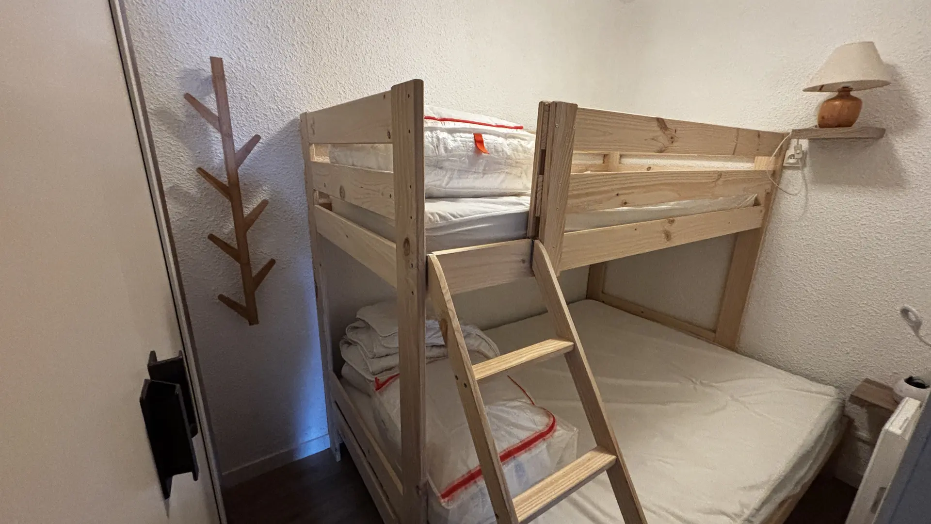 udio cabine 4 pers -  Le Bisanne 27_Les Saisies