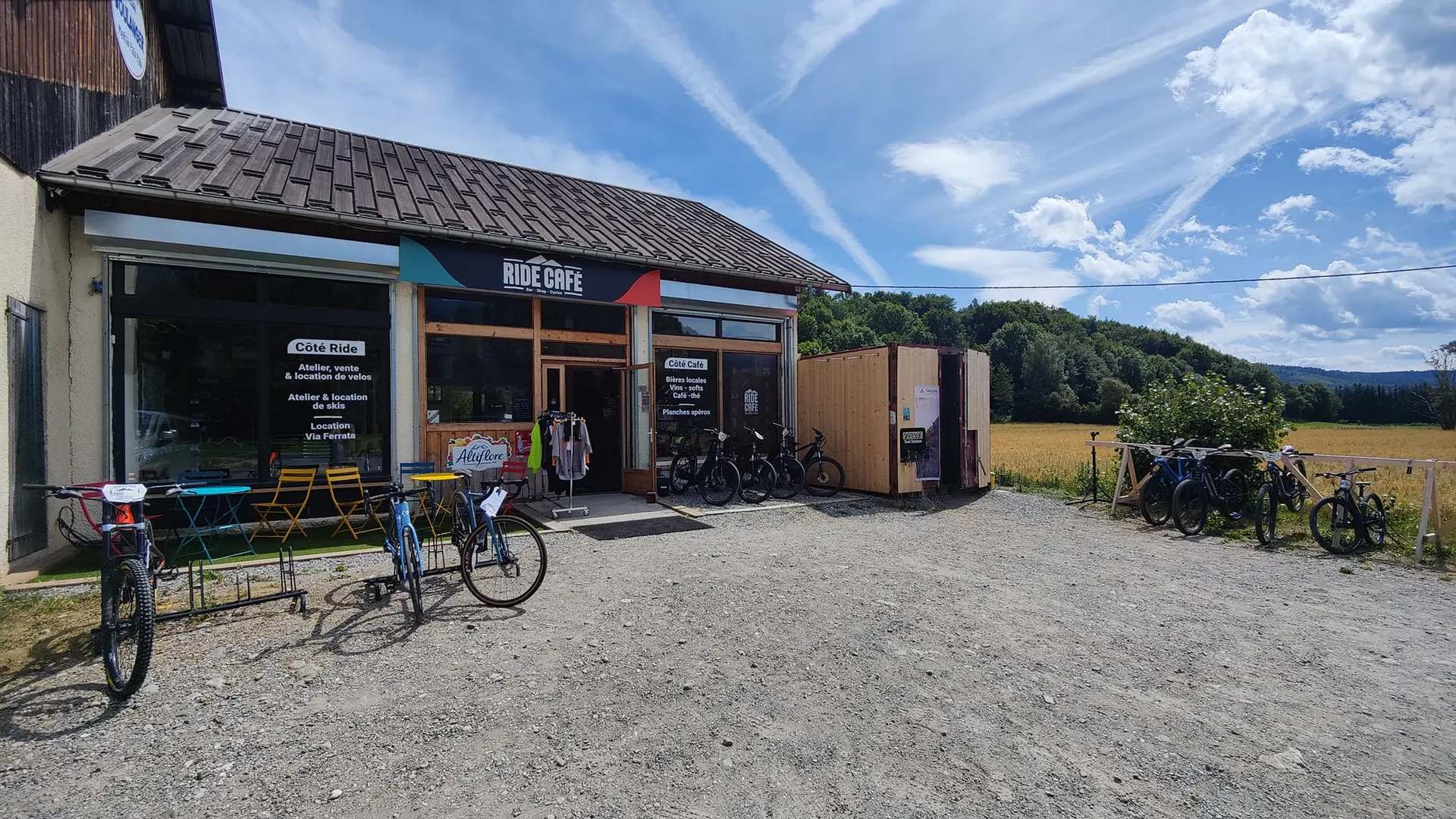 Le Ride Café