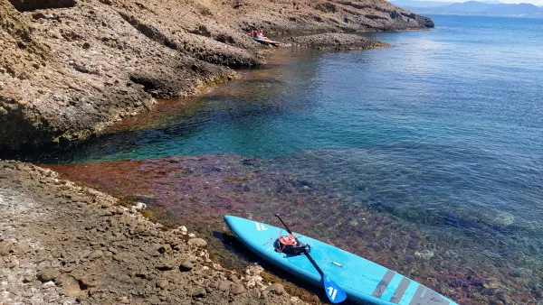 Randonnée en stand-up paddle aux Calanques de La Ciotat