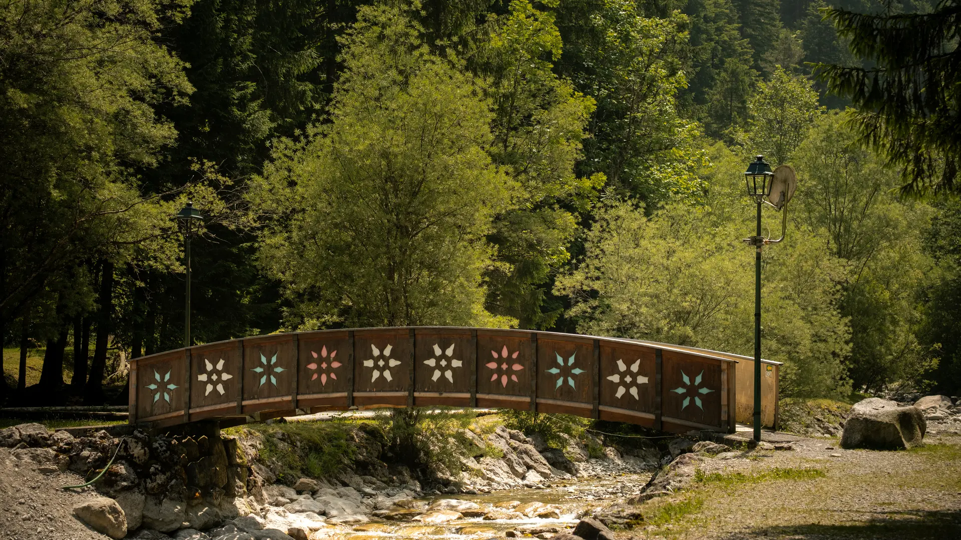 Pont du mini-golf de Seytroux