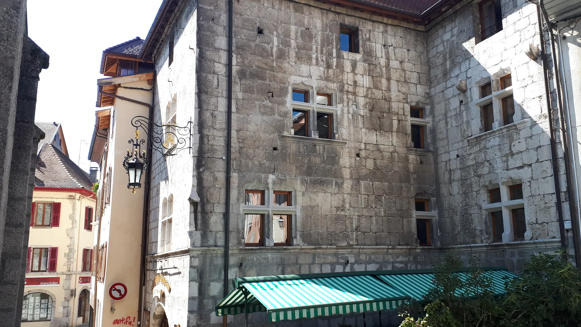 Vue extérieure de l'immeuble