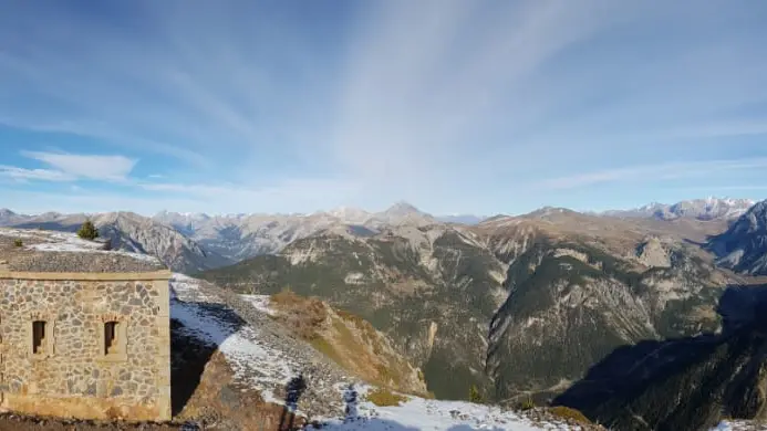 Panorama sur le fort de la Grande Maye