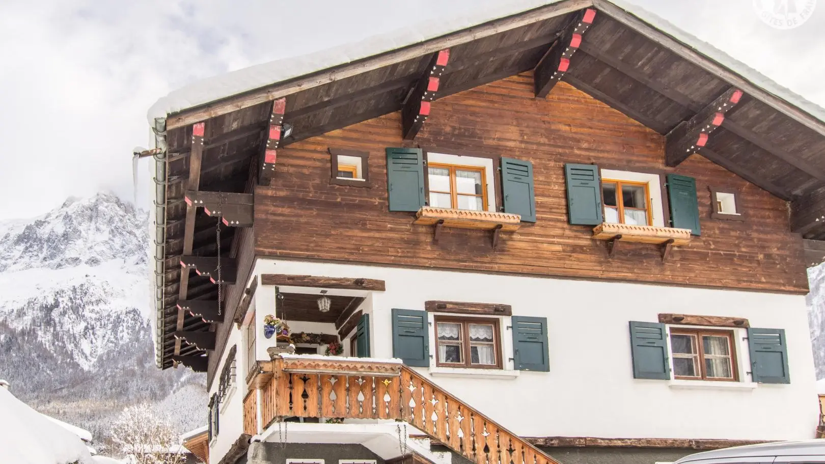 Le gîte est situé sur la partie boisée de la maison