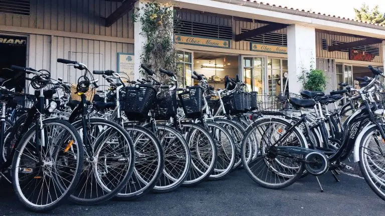 Bikes for rent at Cyclo Loix