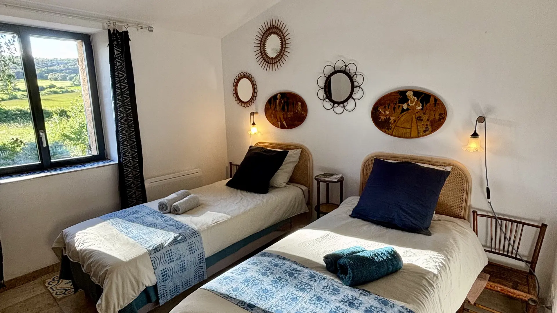 Chambre 2 lits simple