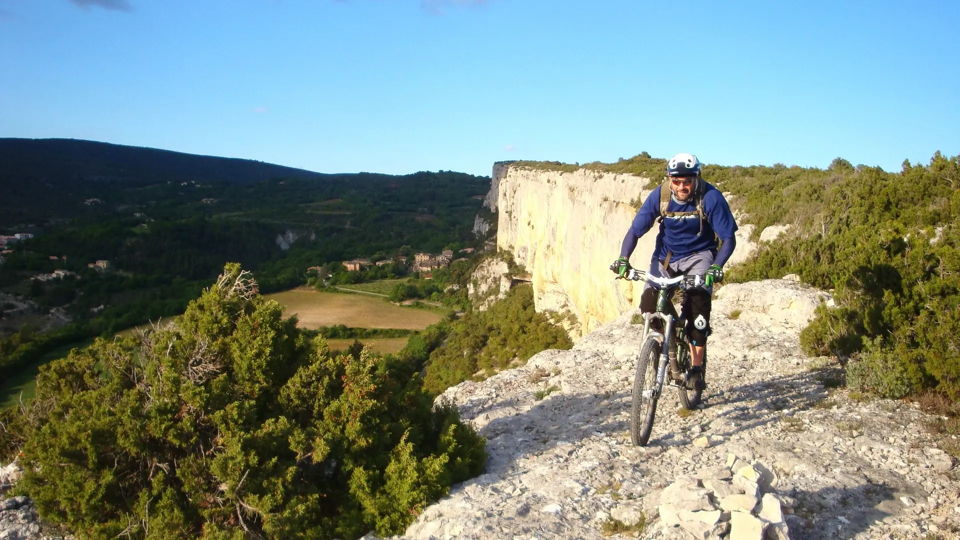 GTV VTT Etape 5 - De Saint-Saturnin-les-Apt à Fontaine-de-Vaucluse