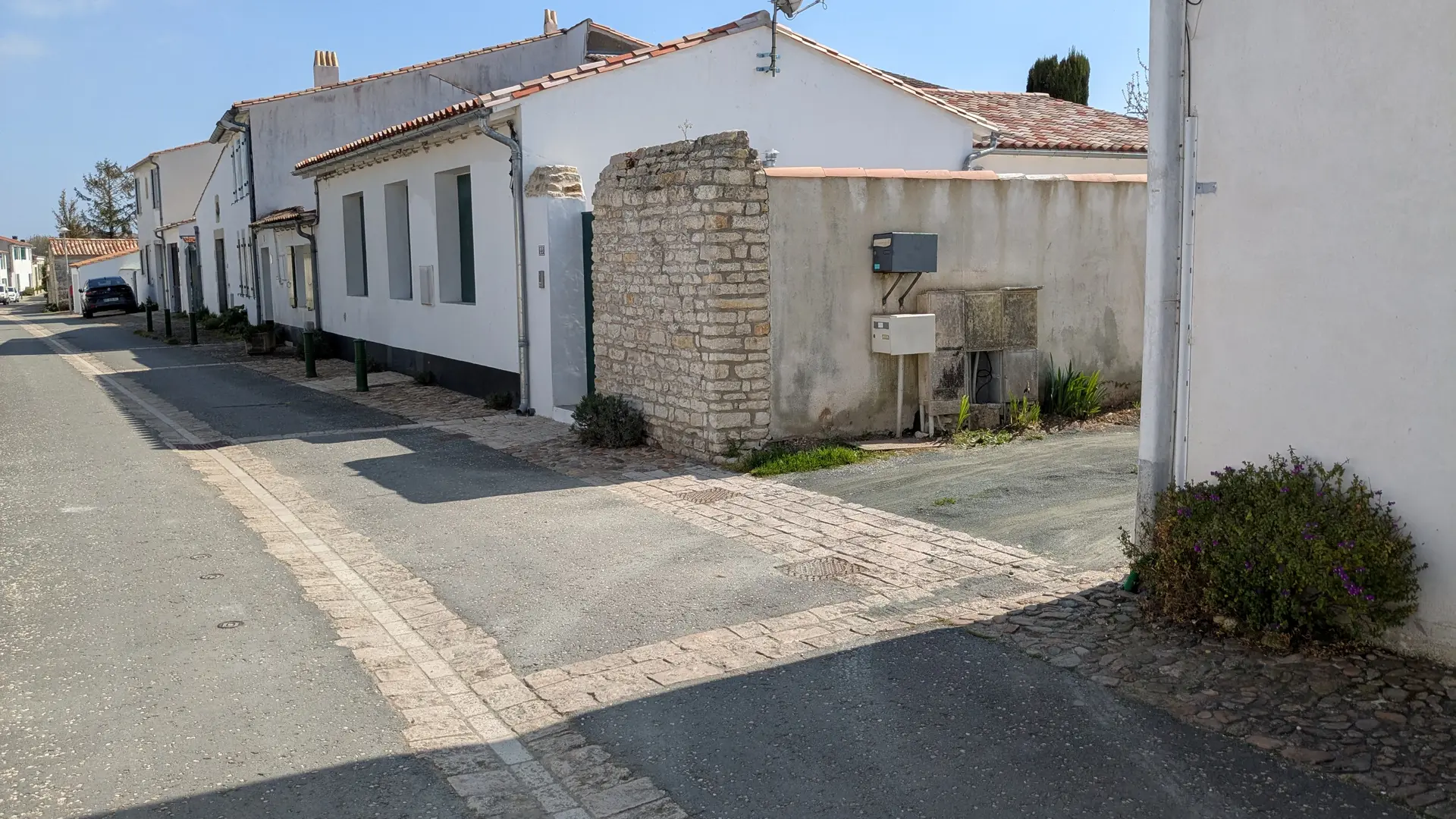 Extérieur maison rue de la touche