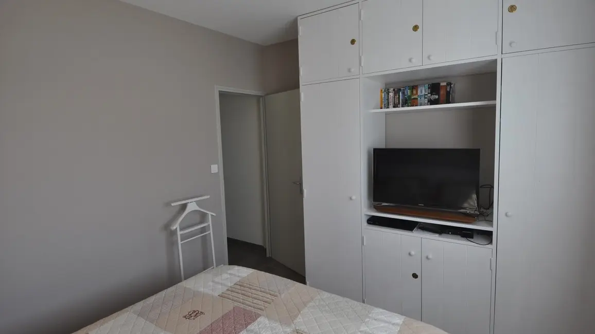 Habitación con televisión
