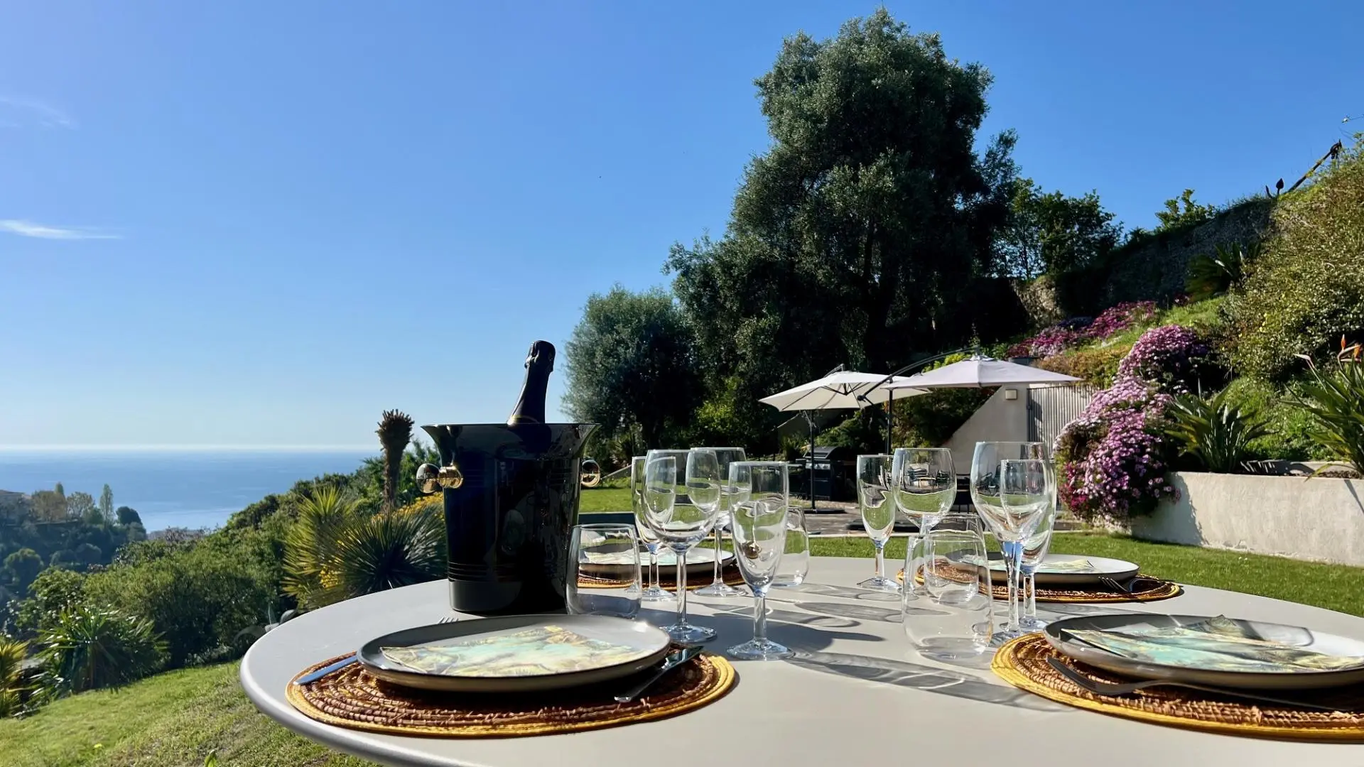 Terrasse Gîte Lou Cabanoun à Nice - Gîtes de France Alpes-Maritimes