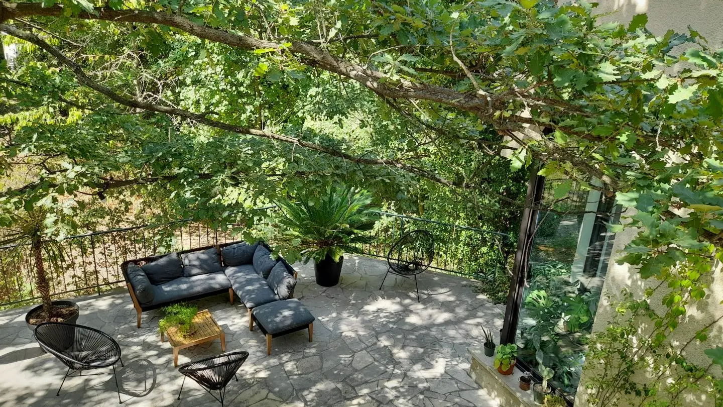 Terrasse ombragée