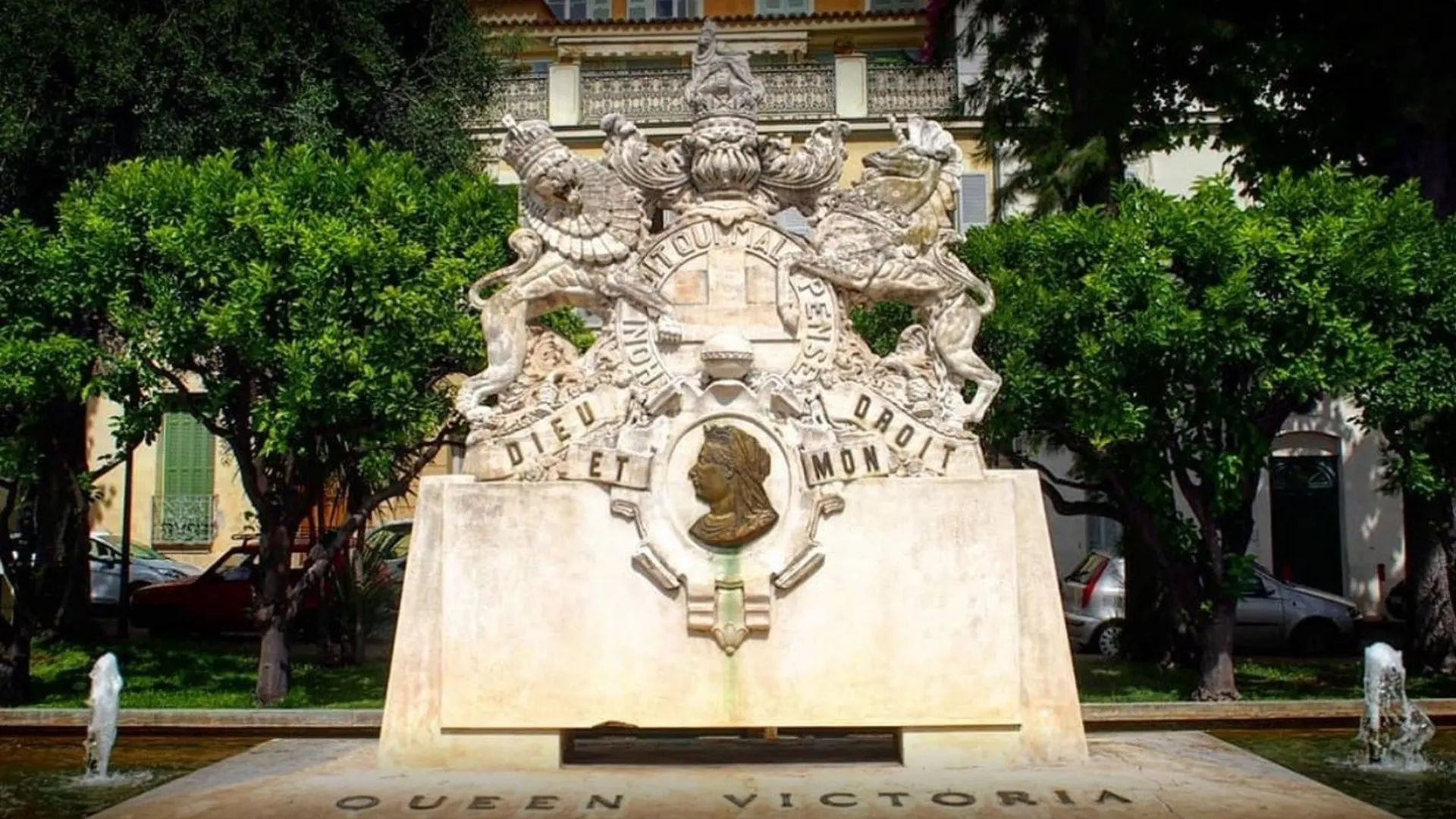 Monument commémoratif du séjour de la reine