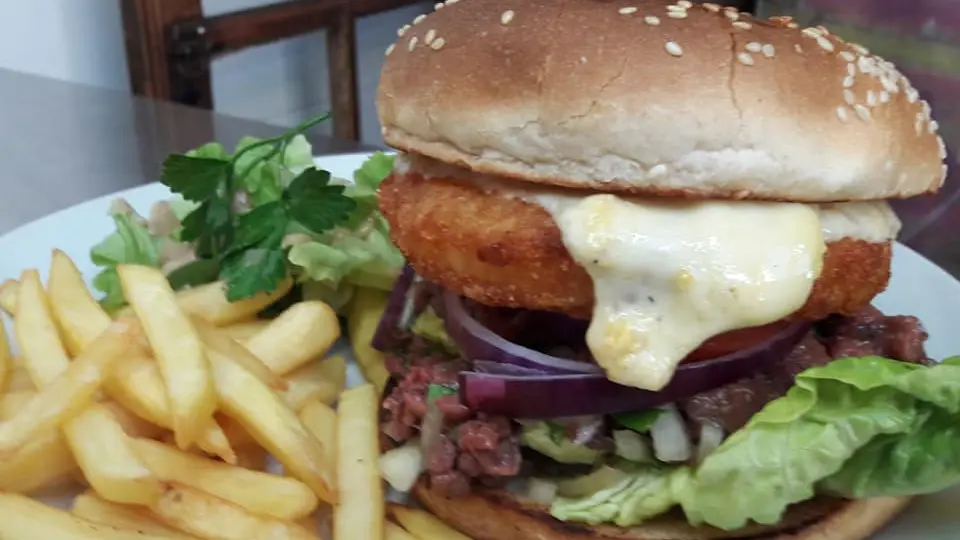 Au Pot d'Etain Restaurant