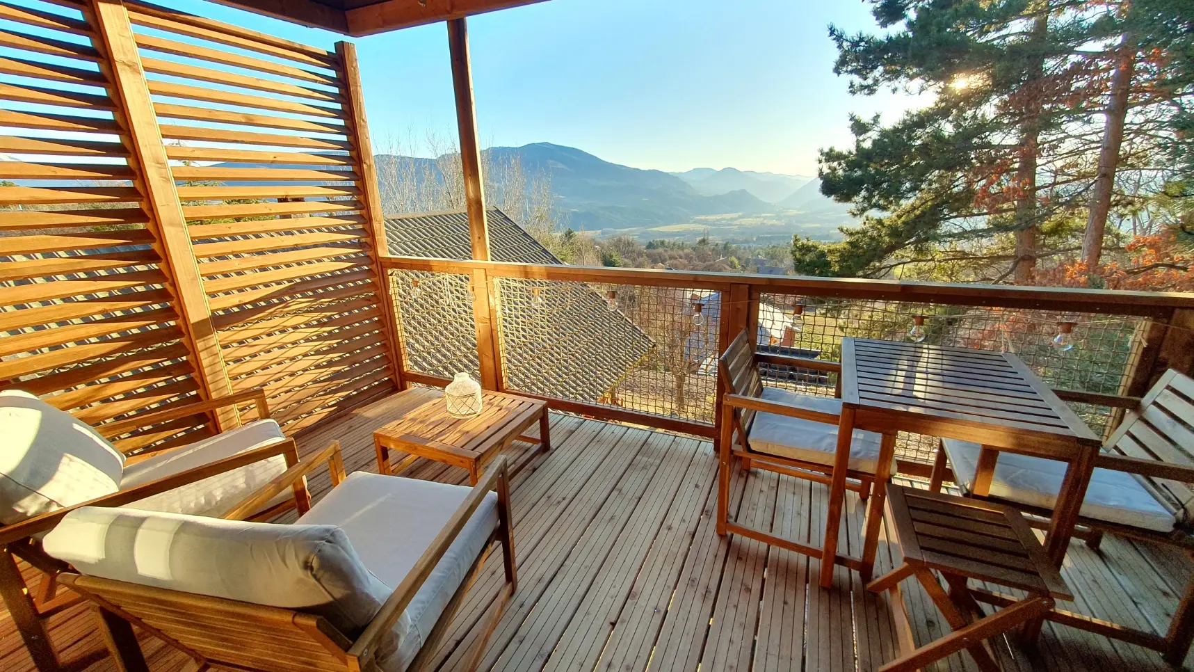 Chalet l'écureuil - La Cabane Perchée