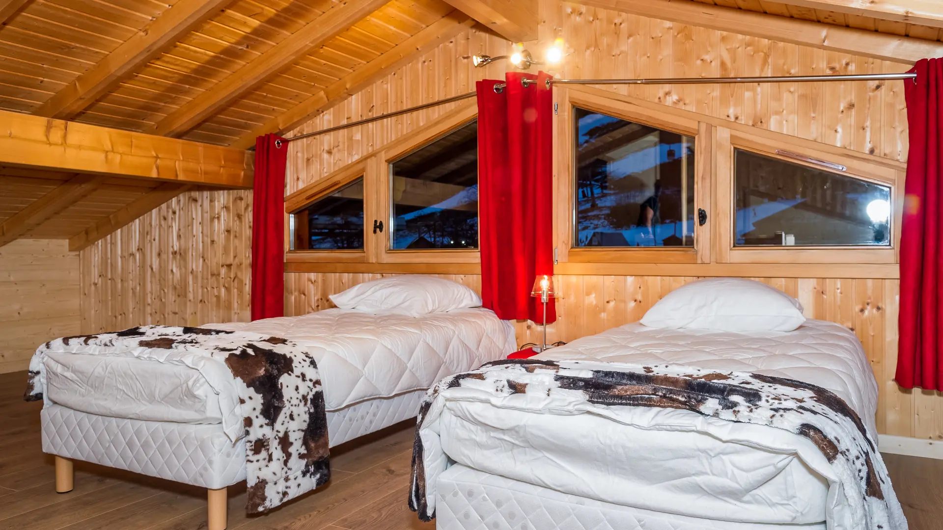 Chambre twin en mezzanine