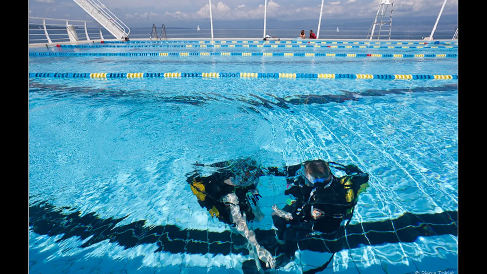 Photo plongée piscine
