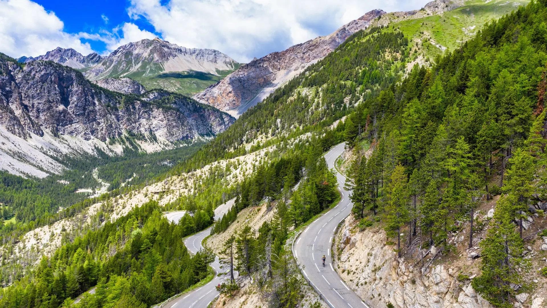 Montée du col d'izoard depuis Briançon