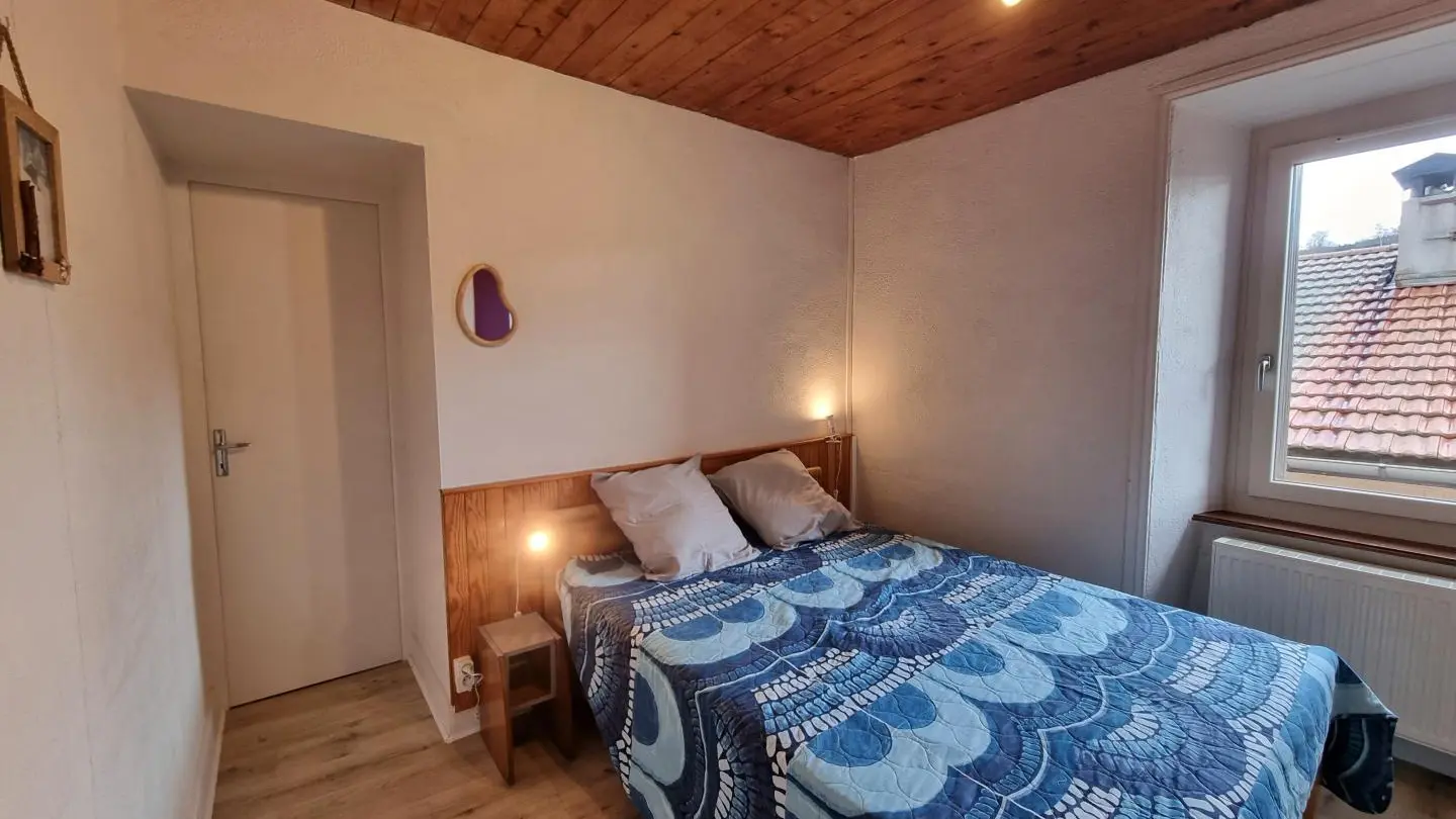 Chambre 1 : un lit 140x190.