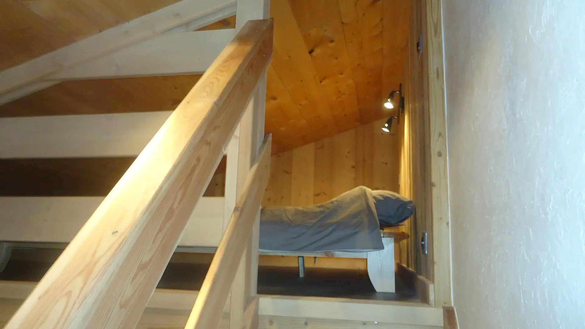 Entrée mezzanine/Entrance of the mezzanine-Duche n°302-Le Grand-Bornand