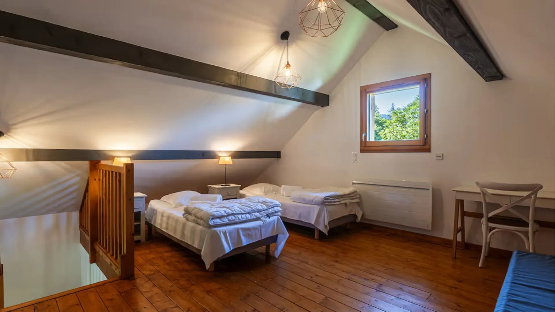 chalet mezzanine bedroom