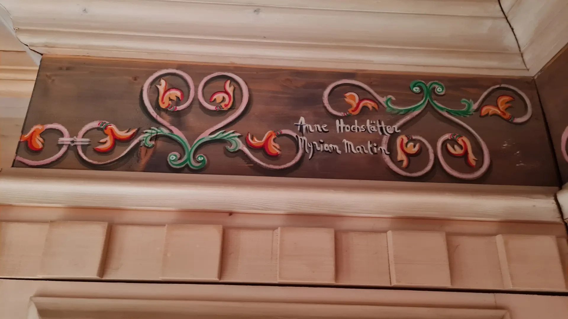 Painted decorative frieze