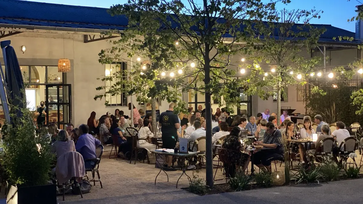 Restaurant le Café du Soleil à Eyragues