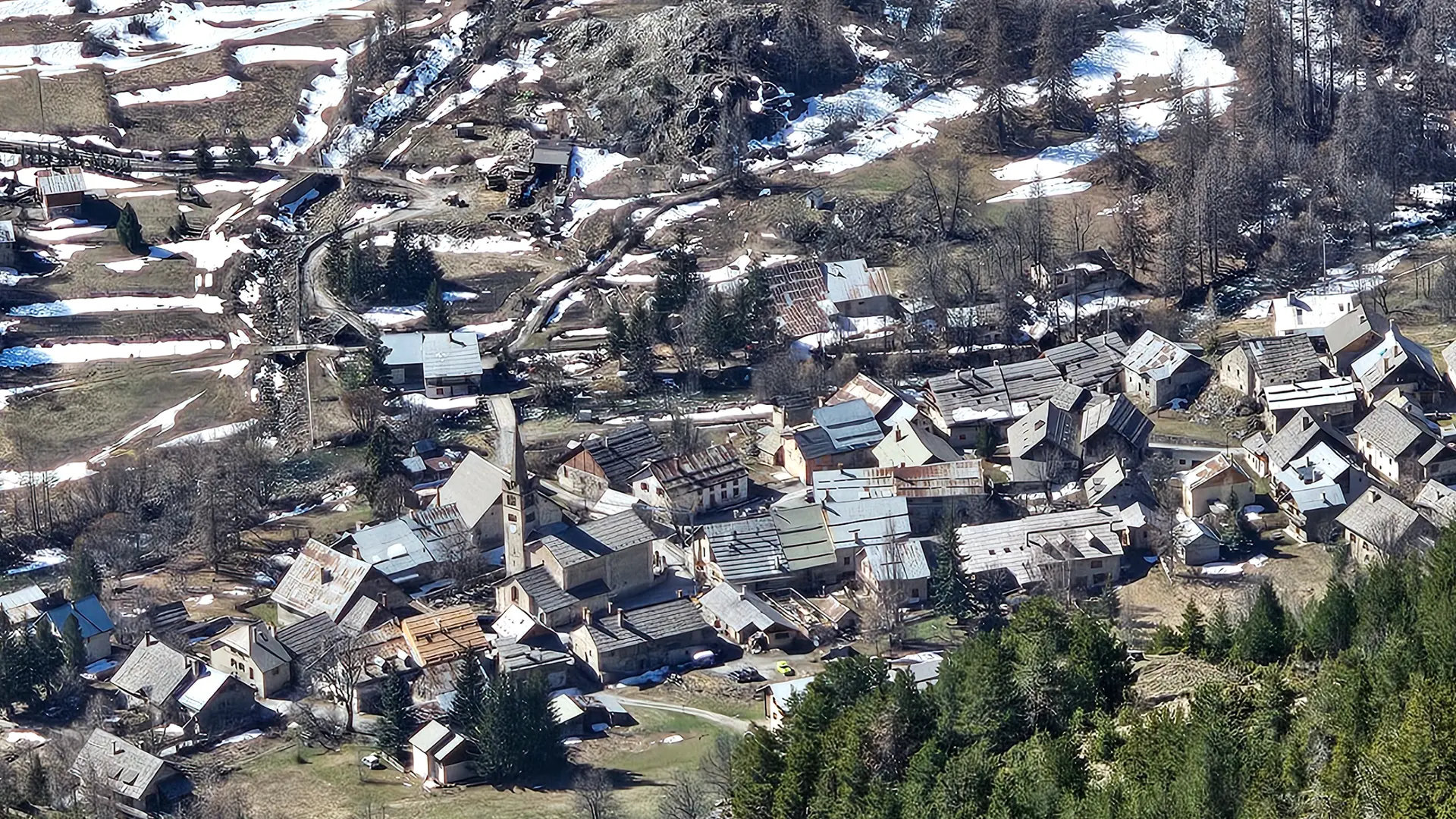 Vue sur Névache, ville haute