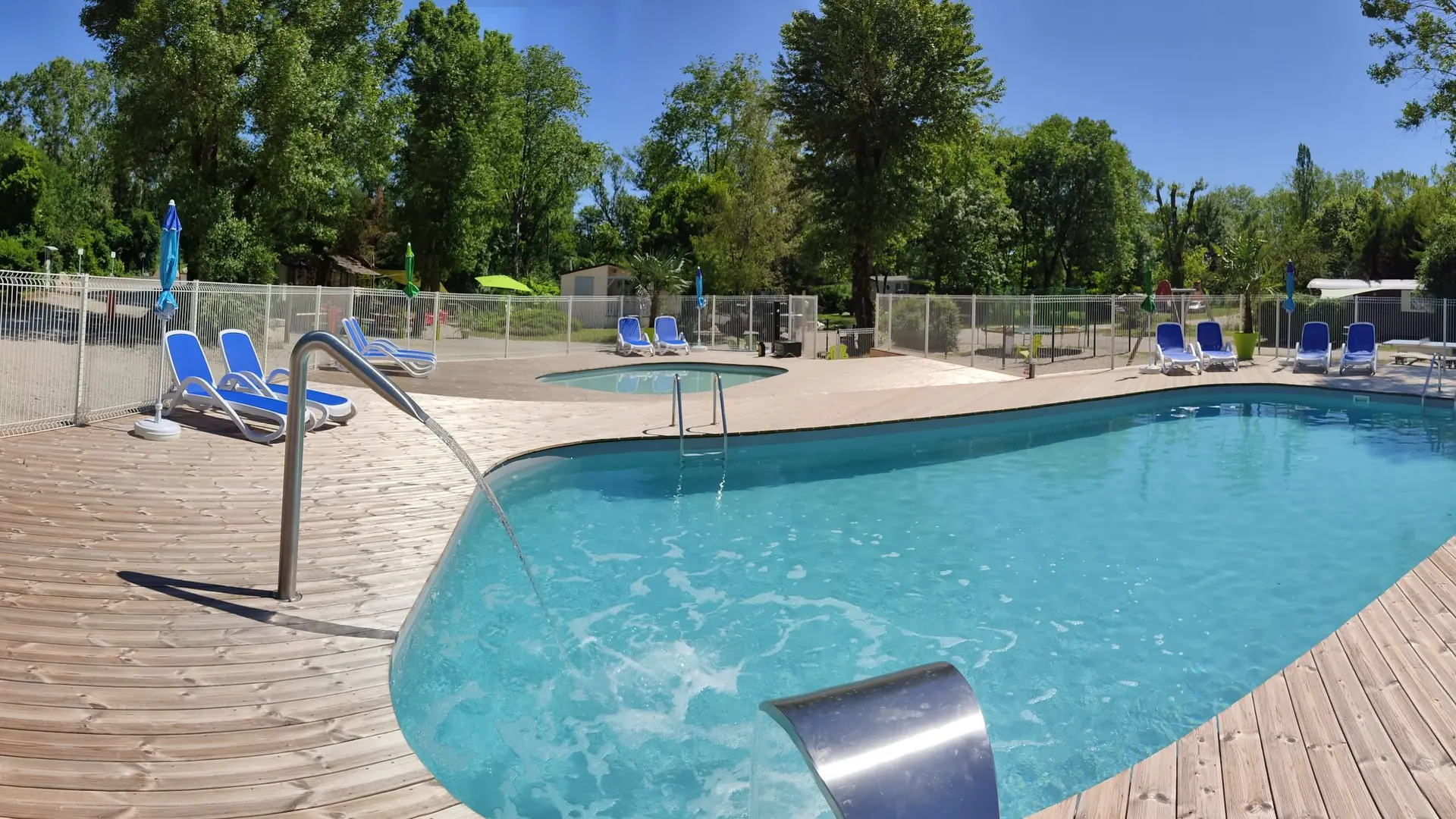 Piscine Camping Ain l'Escapade