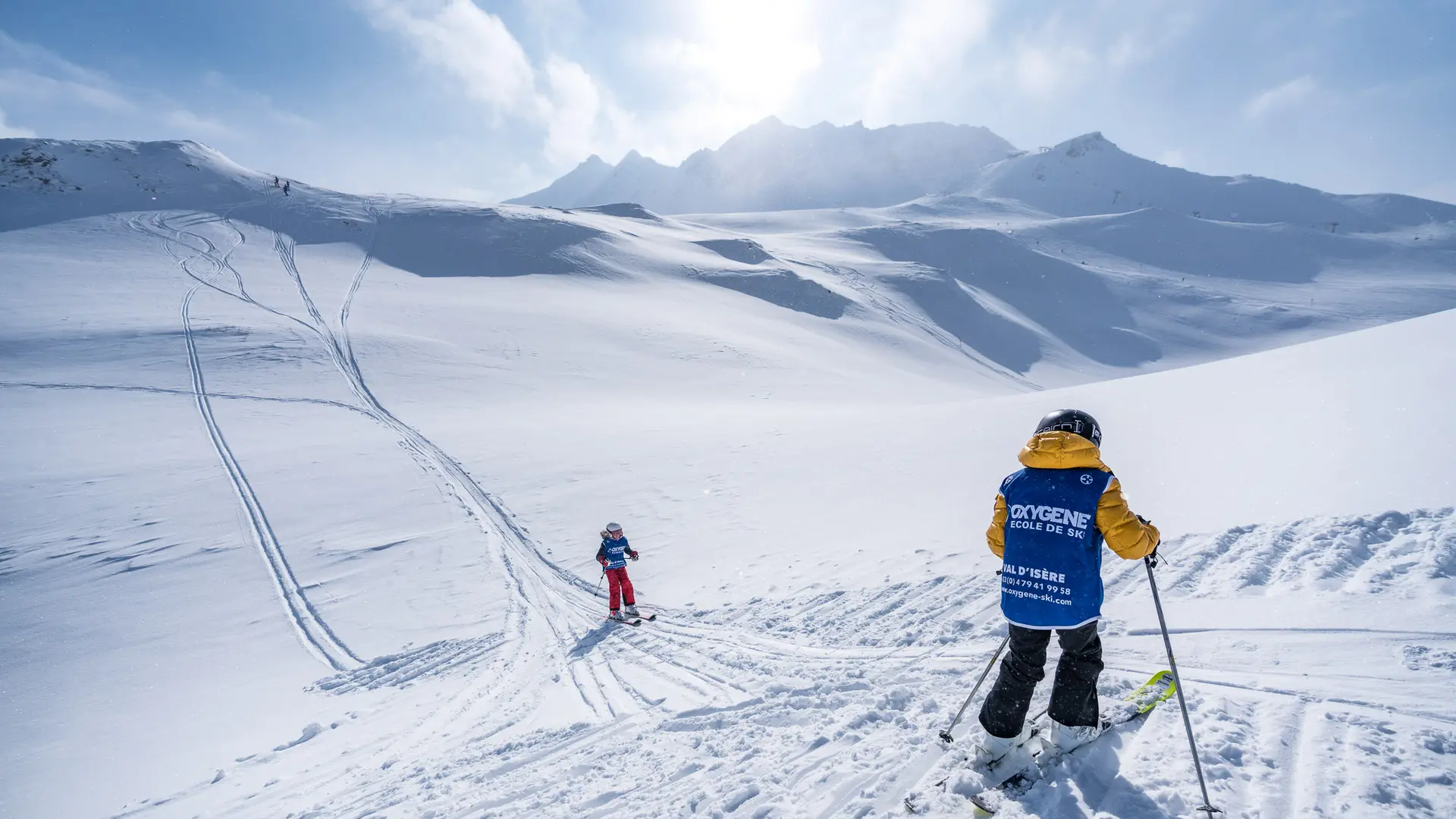 Les ados découvrent le hors-piste en toute sécurité