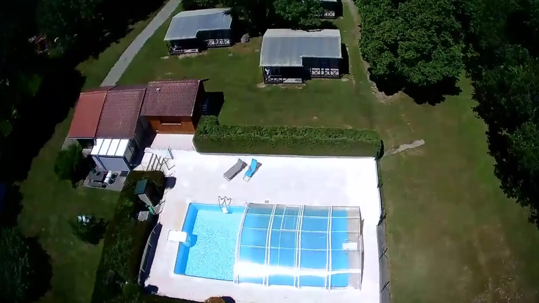 Vue aérienne piscine