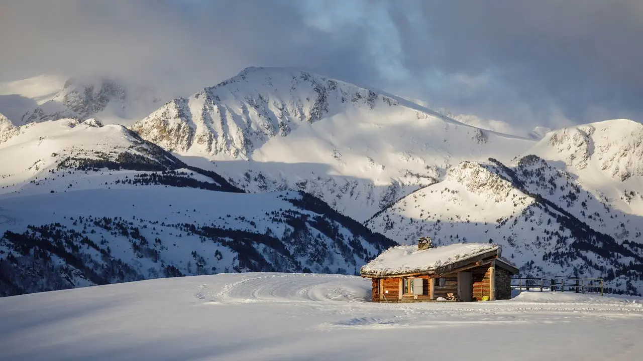 Cabane des Isarges