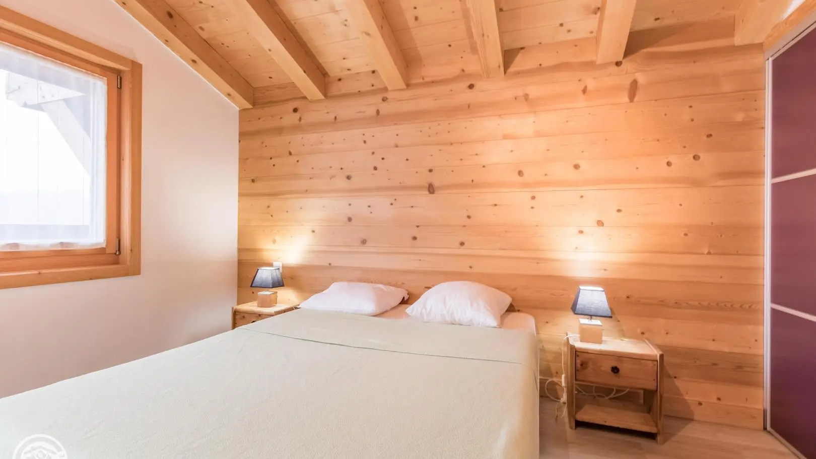 Chambre 2 avec lit double 140x190cm