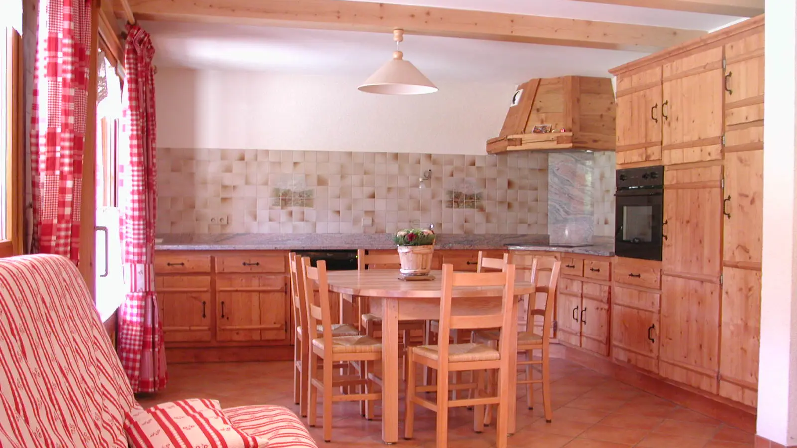 cuisine/kitchen - chalet Snowbaur- Le Grand-Bornand