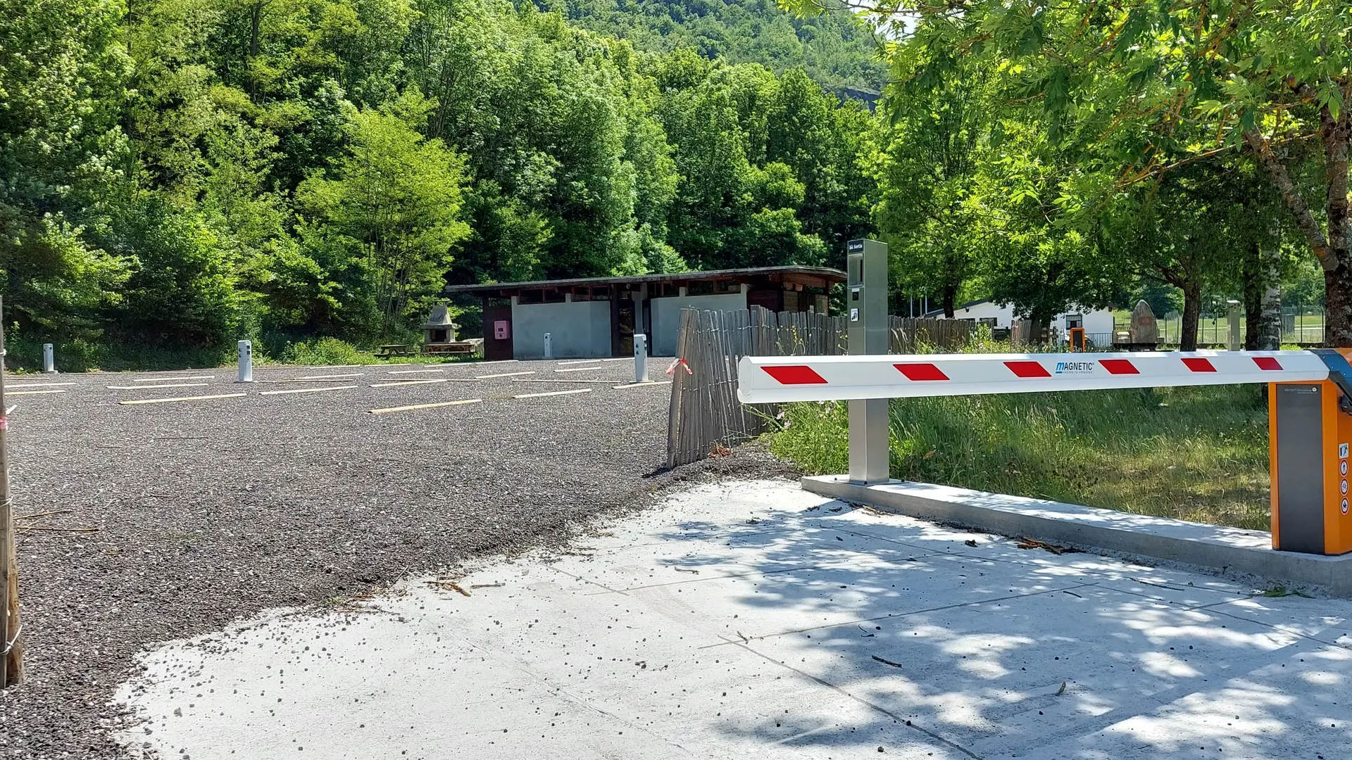 aire pour camping-cars à Auzat