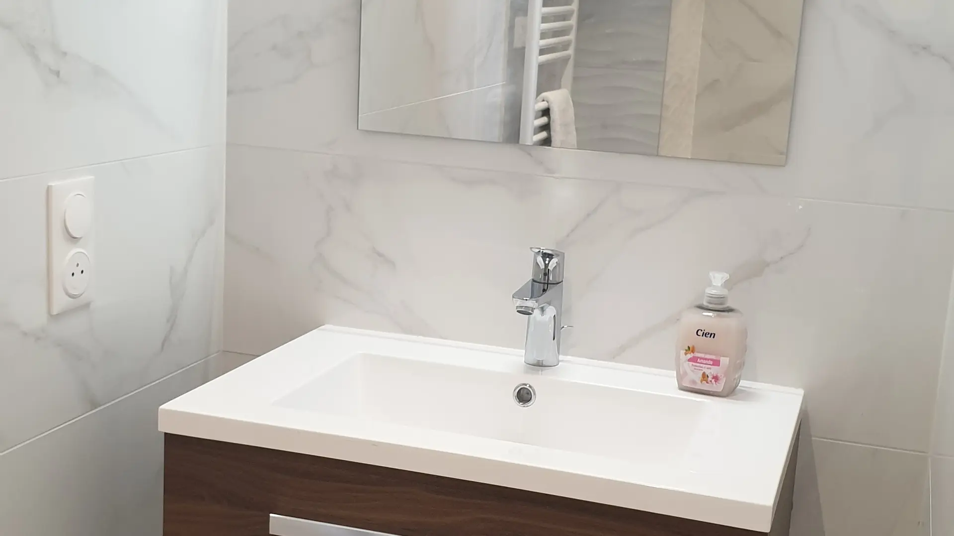 Salle de bain du bas