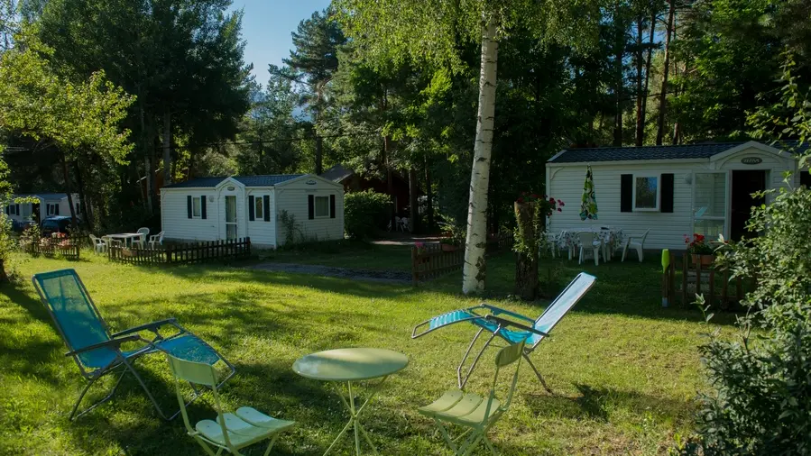 Intérieur camping en été