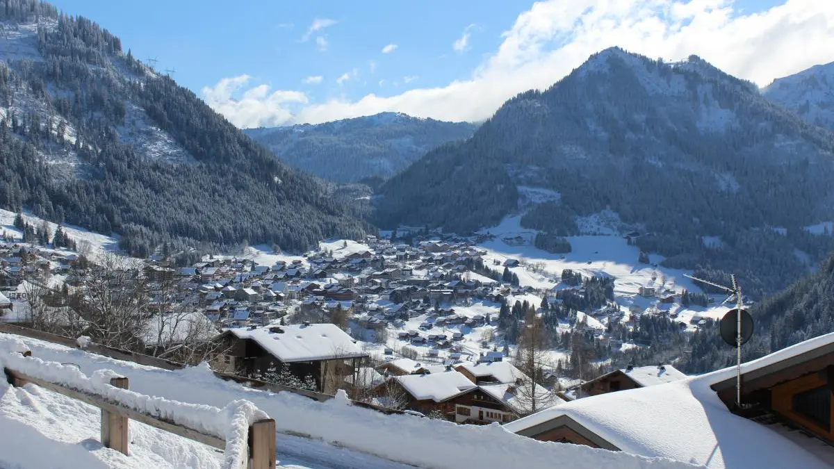 vue sur la station de Châtel