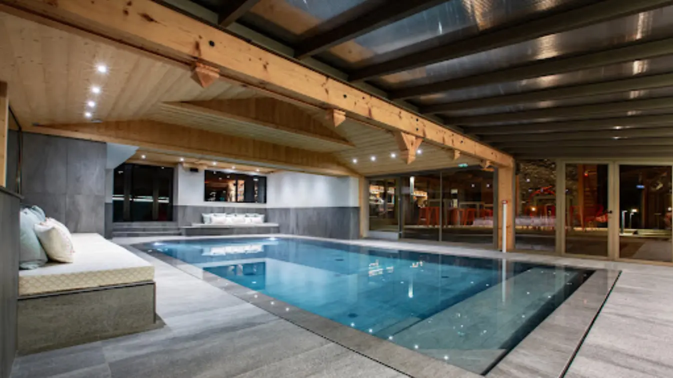 Piscine Hôtel Névé Morzine