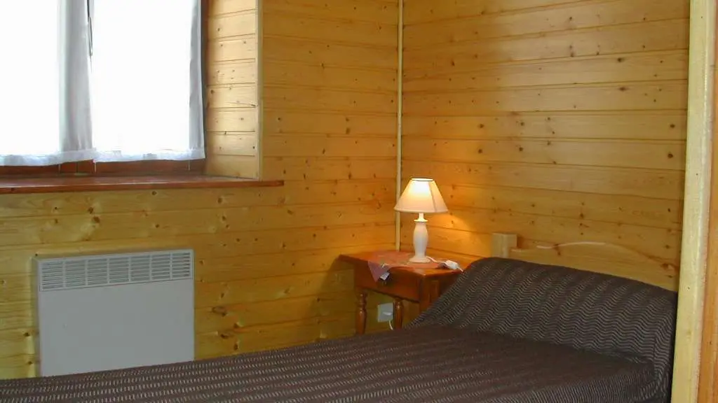 Chambre 3 = 1 lit une place