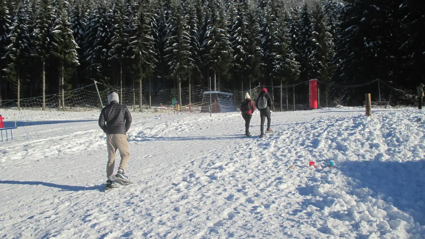 Raquettes sur site de la Praille