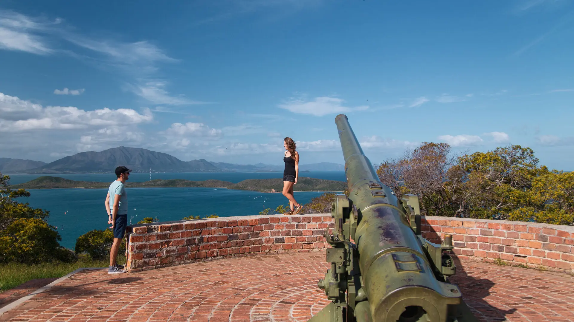 The cannons of the Ouen Toro