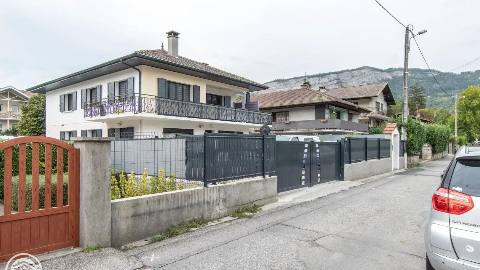 Parking clos par portail