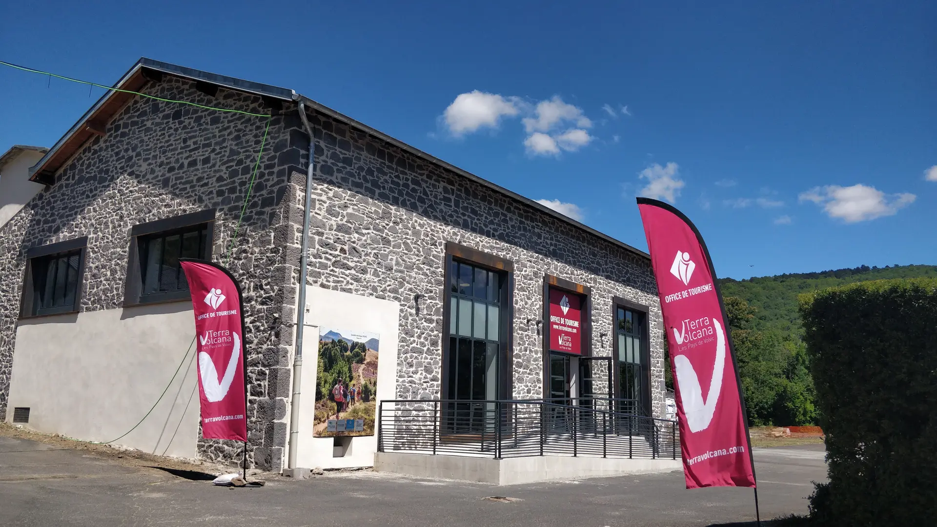 Extérieur de l'Office de Tourisme de Volvic