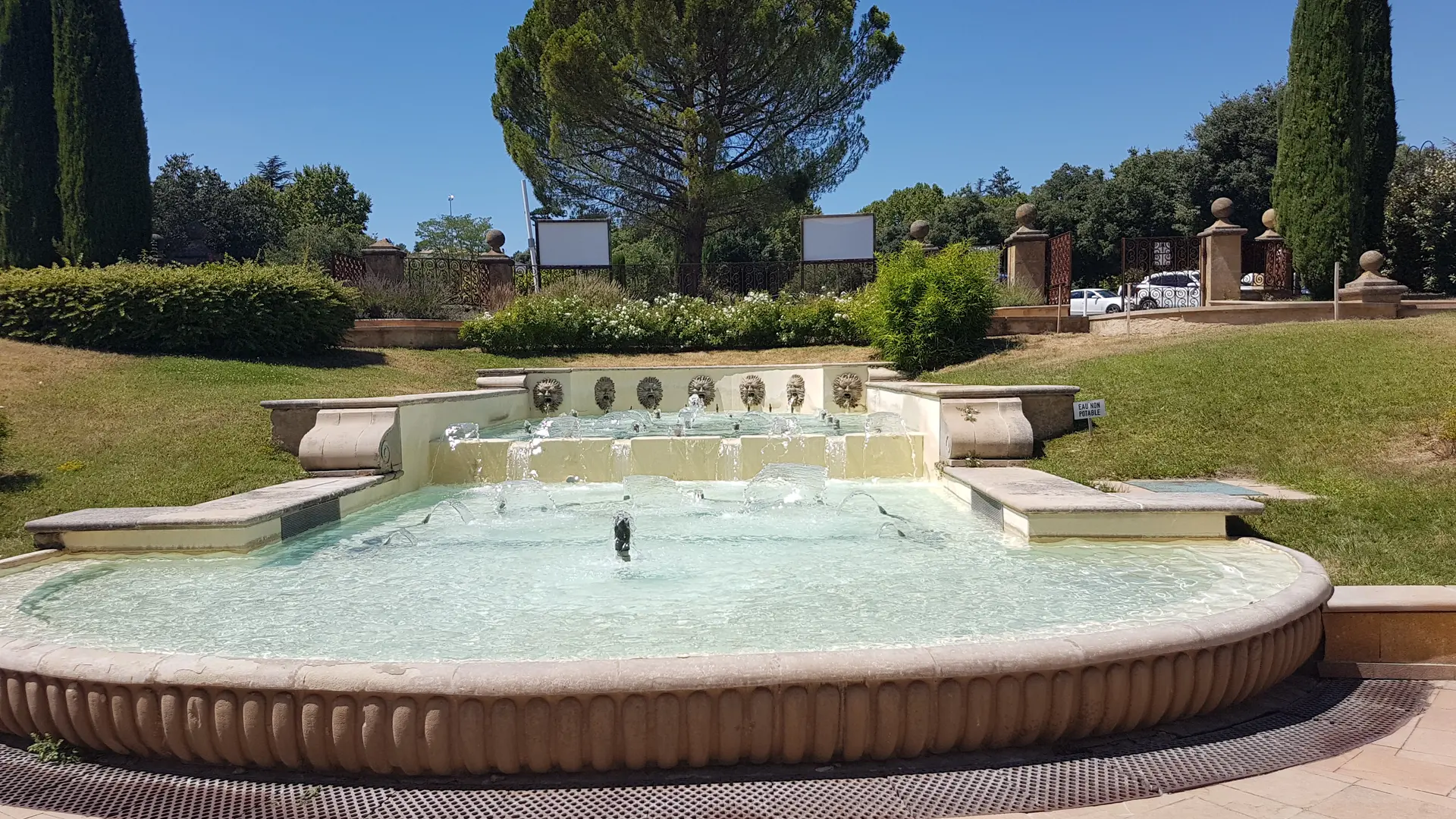 fontaine des thermes